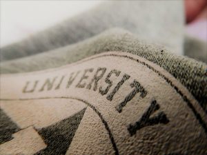 how to avoid alcohol at university