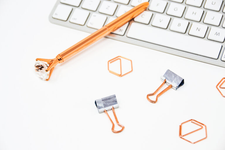Siteground to Lyrical Host: Why I Switched Blog Hosts